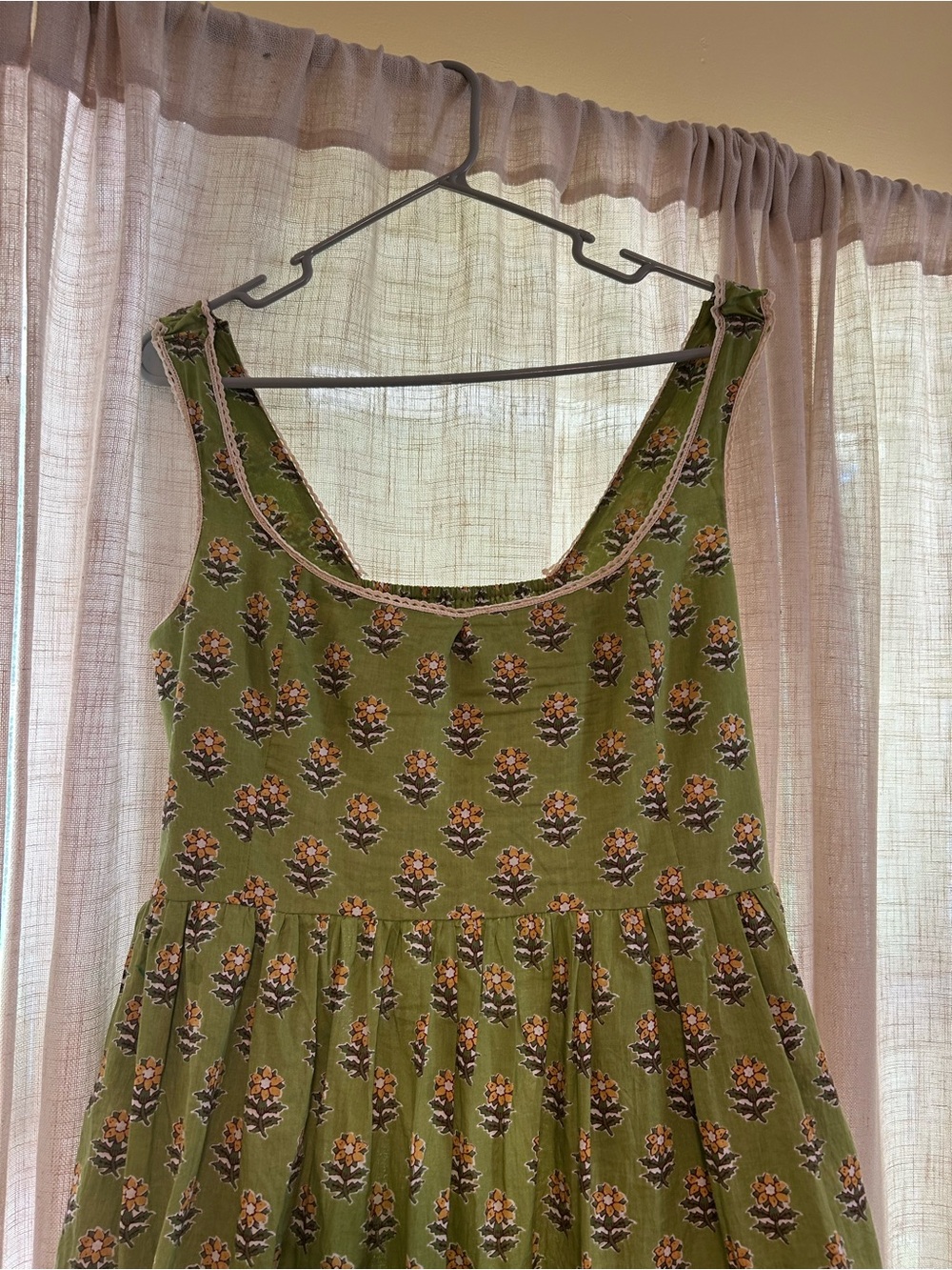 Green Floral Dress 100% Cotton - Picture 3 of 8